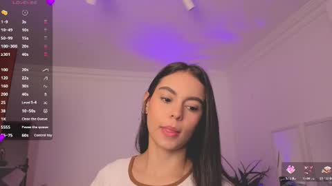 Alejandra online show from 19, 6, 2026