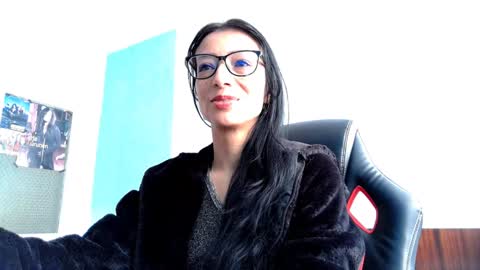 Alejandra online show from 16, 12, 2024