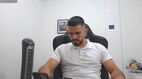 alejandroo_7 online show from 15, 6, 2026