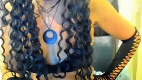 Luly online show from 12, 6, 2026