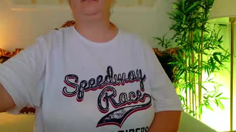 alesha_arabian_ online show from 8, 6, 2026