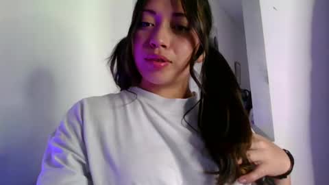 QUEEN OFF MILk  IM BACK  15 NOV online show from 4, 6, 2026