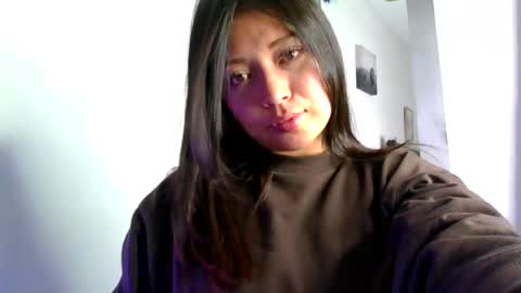 QUEEN OFF MILk  IM BACK  15 NOV online show from 5, 6, 2026