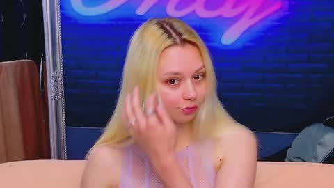 alessiacroft online show from 15, 6, 2026