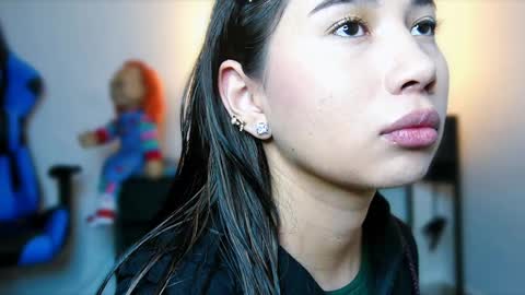 Alessia Meow online show from 3, 2, 2025