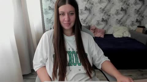 Aletta Oushen online show from 4, 7, 2026