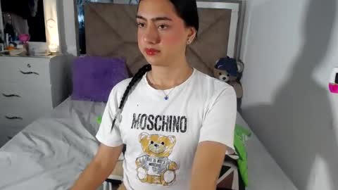 -- ALEXIS -- online show from 24, 6, 2026