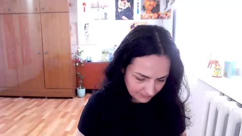 AlexisMillers online show from 22, 6, 2026