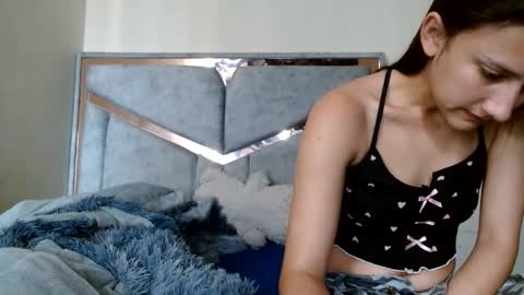Snapshot of alexvsluisa chatting on 7, 6, 2026 alex y luisa online show from 7, 6, 2026