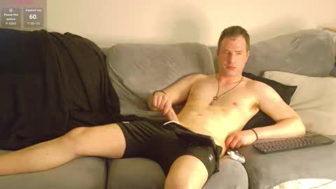 Snapshot of alexxxzander1 chatting on 26, 4, 2026 Alex online show from 26, 4, 2026