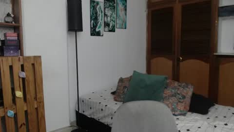 alicee_logan_ online show from 11, 6, 2026