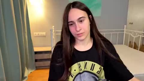 Snapshot of alicekollt chatting on 14, 6, 2026 alicekollt online show from 14, 6, 2026