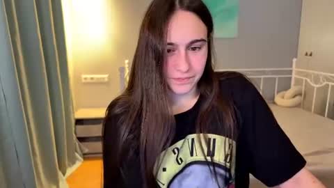 Snapshot of alicekollt chatting on 18, 6, 2026 alicekollt online show from 18, 6, 2026