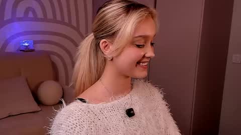 Snapshot of alicemelison chatting on 17, 4, 2026 Serena online show from 17, 4, 2026