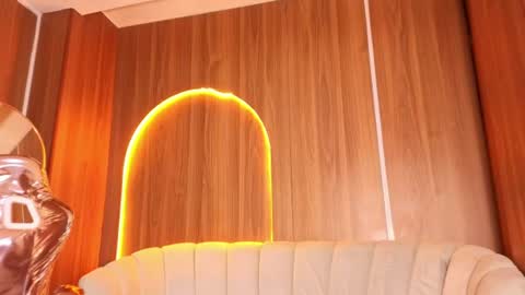 alina_b_ online show from 14, 6, 2026
