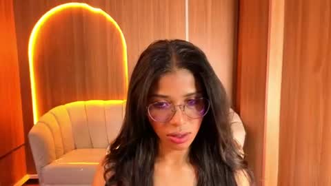 alina_b_ online show from 16, 6, 2026