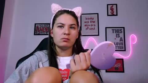 Snapshot of alisarossy chatting on 17, 6, 2026 Alisa online show from 17, 6, 2026