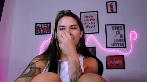 Snapshot of alisarossy chatting on 23, 6, 2026 Alisa online show from 23, 6, 2026