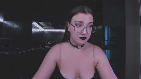Alisa online show from 11, 6, 2026