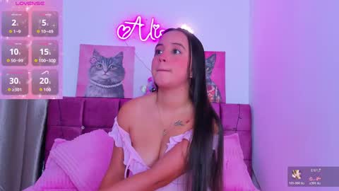 Alisson  online show from 12, 5, 2026