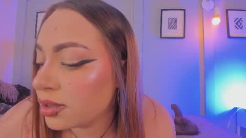 Laura online show from 15, 6, 2026
