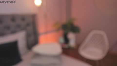 Mia online show from 14, 6, 2026