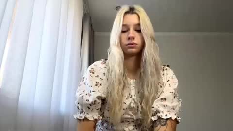 Arina online show from 15, 9, 2025