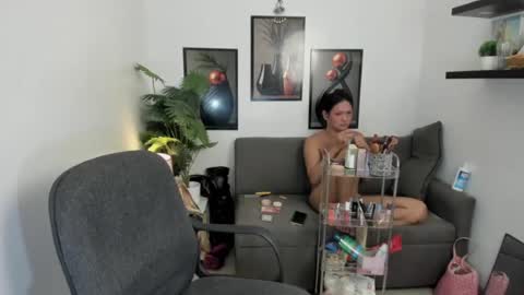 alondra_smith69 online show from 3, 7, 2026