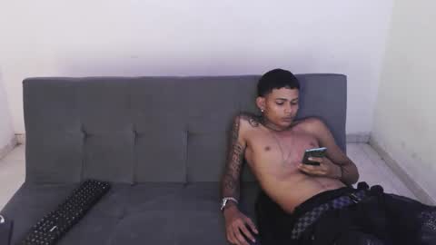 alphas_latins online show from 6, 6, 2026