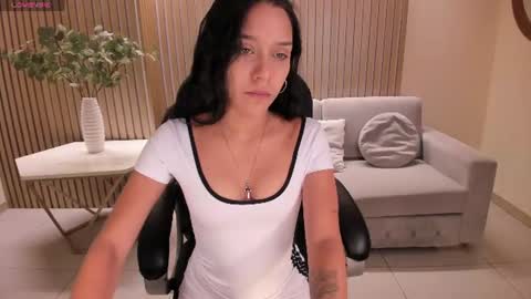Amalia cruss online show from 20, 6, 2026