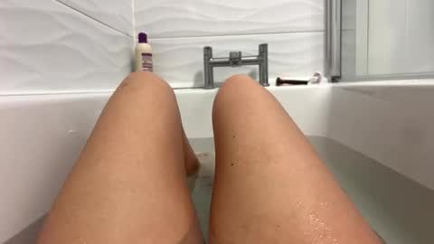 Amara Elise online show from 18, 1, 2026