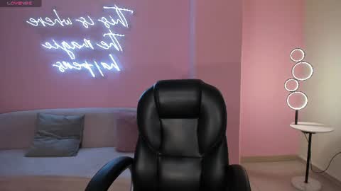 Amber  online show from 18, 6, 2026