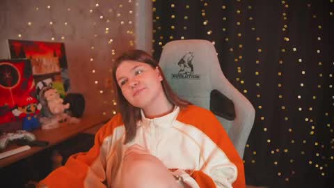 my name is Sonya but you can call me your favorite girl 3 online show from 15, 5, 2026