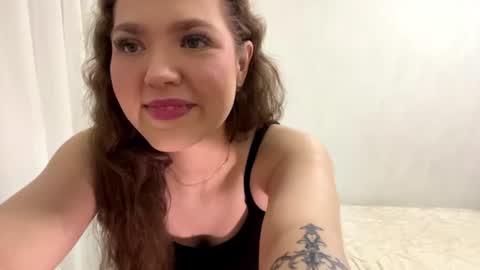 Mia online show from 21, 6, 2026