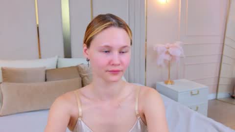 AmeliRoyse online show from 15, 6, 2026