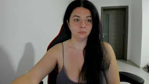 Amiraisa online show from 17, 6, 2026