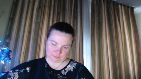 amorelara online show from 14, 6, 2026