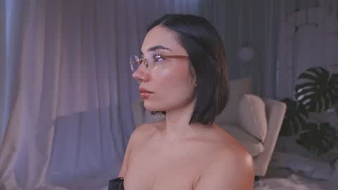 Amy Armstrong online show from 17, 6, 2026