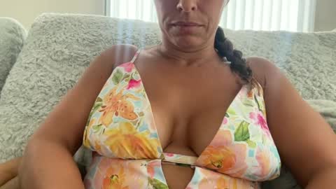 Amy Smilez online show from 18, 6, 2026