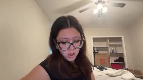 Snapshot of anditspinkxo chatting on 12, 6, 2026 anditspinkxo online show from 12, 6, 2026