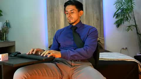 Andrew online show from 19, 5, 2026
