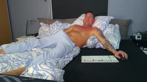 Snapshot of andrjoer chatting on 30, 3, 2026 andrjoer online show from 30, 3, 2026
