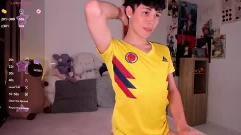 Angel   help me with 100 thumbs up online show from 17, 6, 2026