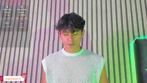 ngel Esteban  online show from 1, 6, 2026