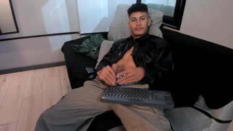 Angel  online show from 23, 4, 2026