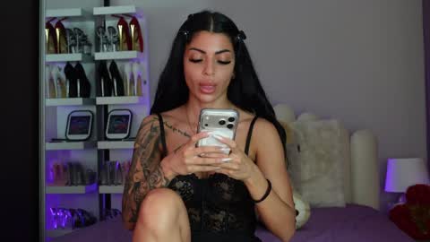 Angela online show from 7, 6, 2026