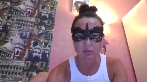 Angela online show from 4, 7, 2026