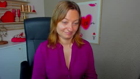 Angela online show from 11, 6, 2026