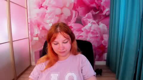 AngelinaLow online show from 19, 6, 2026