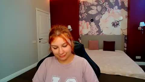 AngelinaLow online show from 22, 6, 2026